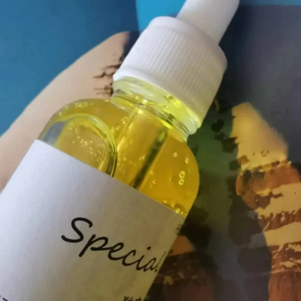 Hips and Butt Oil Curve Magic Oil Akpi Seed, Fenugreek, Maca Root and Fennel Oil - Image 2