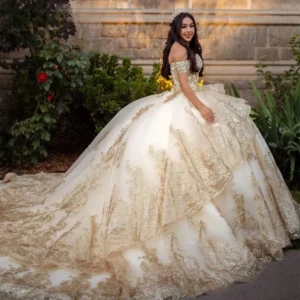 Customized 2023 Gold Sequins Applique Quinceanera Dress Off Shoulder Tiered Sweet 16 Birthday Party Formal Wear Vestidos YQD484
