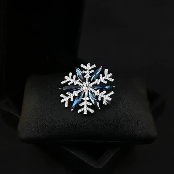 Exquisite Women‘s Brooch Crystal Snowflake Lapel Pins for Men Blue CZ Rhinestone Suit Clothes Badge Luxury Jewelry Accessories - Image 3