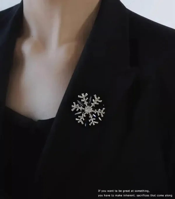 Exquisite Women‘s Brooch Crystal Snowflake Lapel Pins for Men Blue CZ Rhinestone Suit Clothes Badge Luxury Jewelry Accessories - Image 5